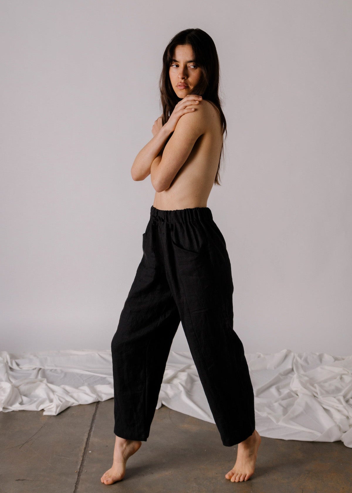 03riverpantblk7-notie_e8dd106b-6939-4d36-b744-c47fe884894a.jpg