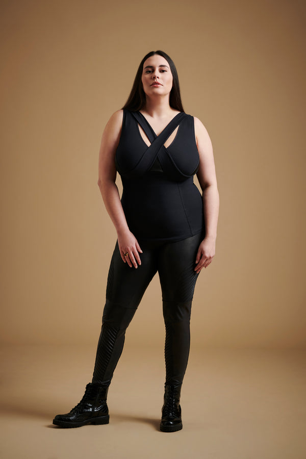 Embrago Full Support Bra-Free Top in Black - inclusive bra, product view