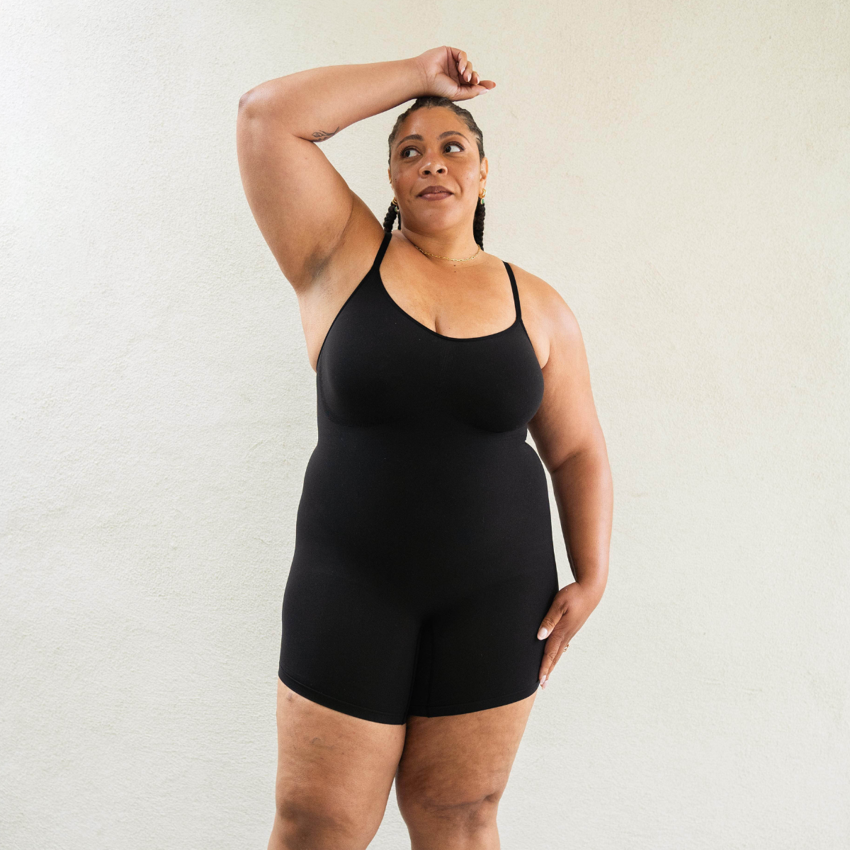 BLACKBODYSUITONMODELFRONT_2d768cd9-8d8d-4f28-945e-5762213217e6.png