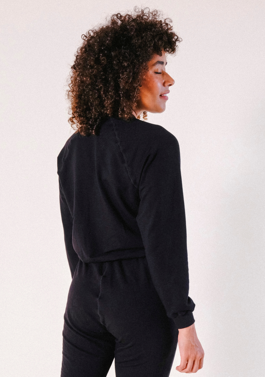 Poplinen Agnes Raglan Organic Cotton + Tencel™ Sweatshirt - Black - plus size garment, product view