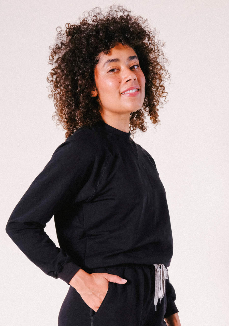 Poplinen Agnes Raglan Organic Cotton + Tencel™ Sweatshirt - Black - plus size garment, product view