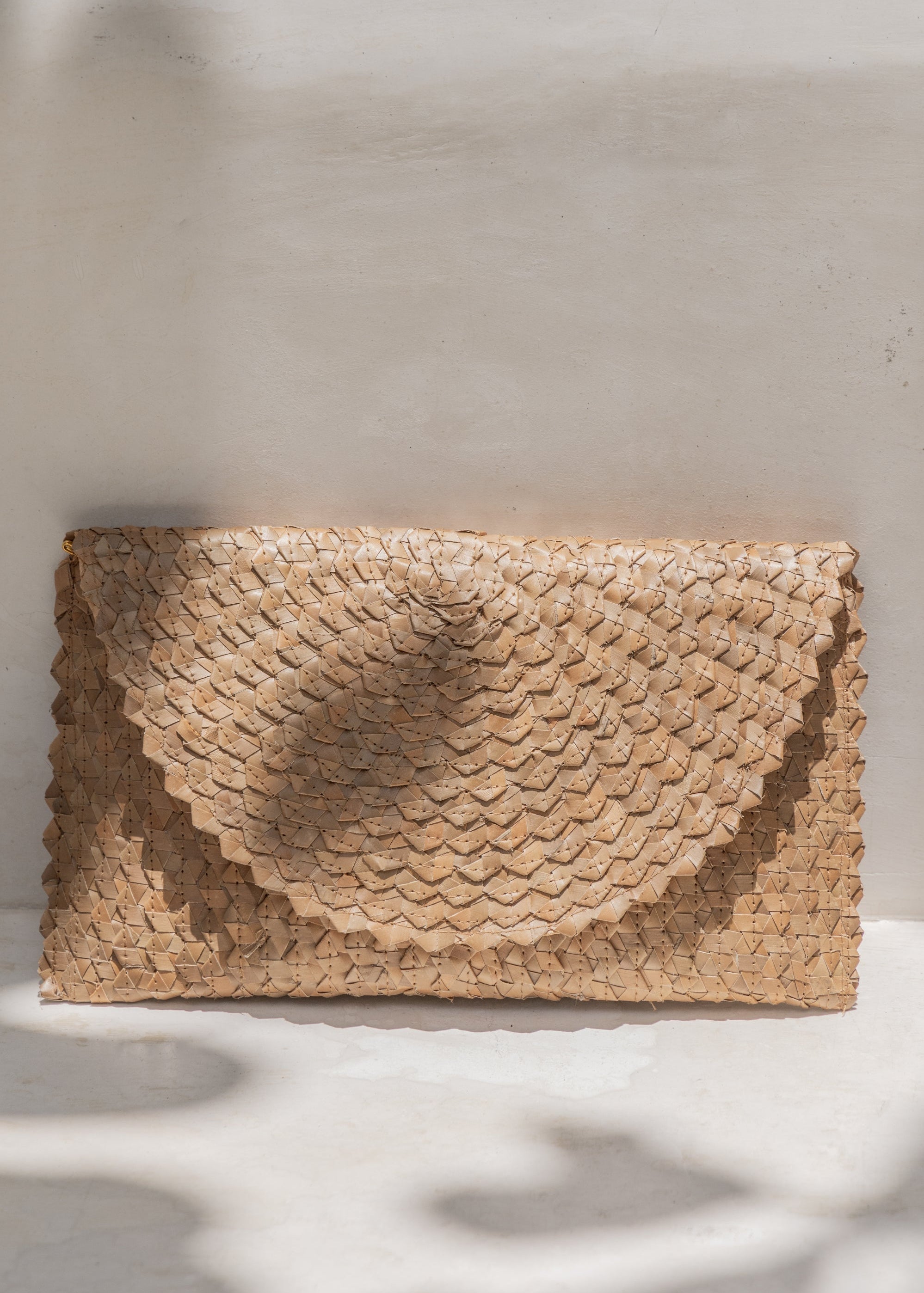 Rattan Clutch