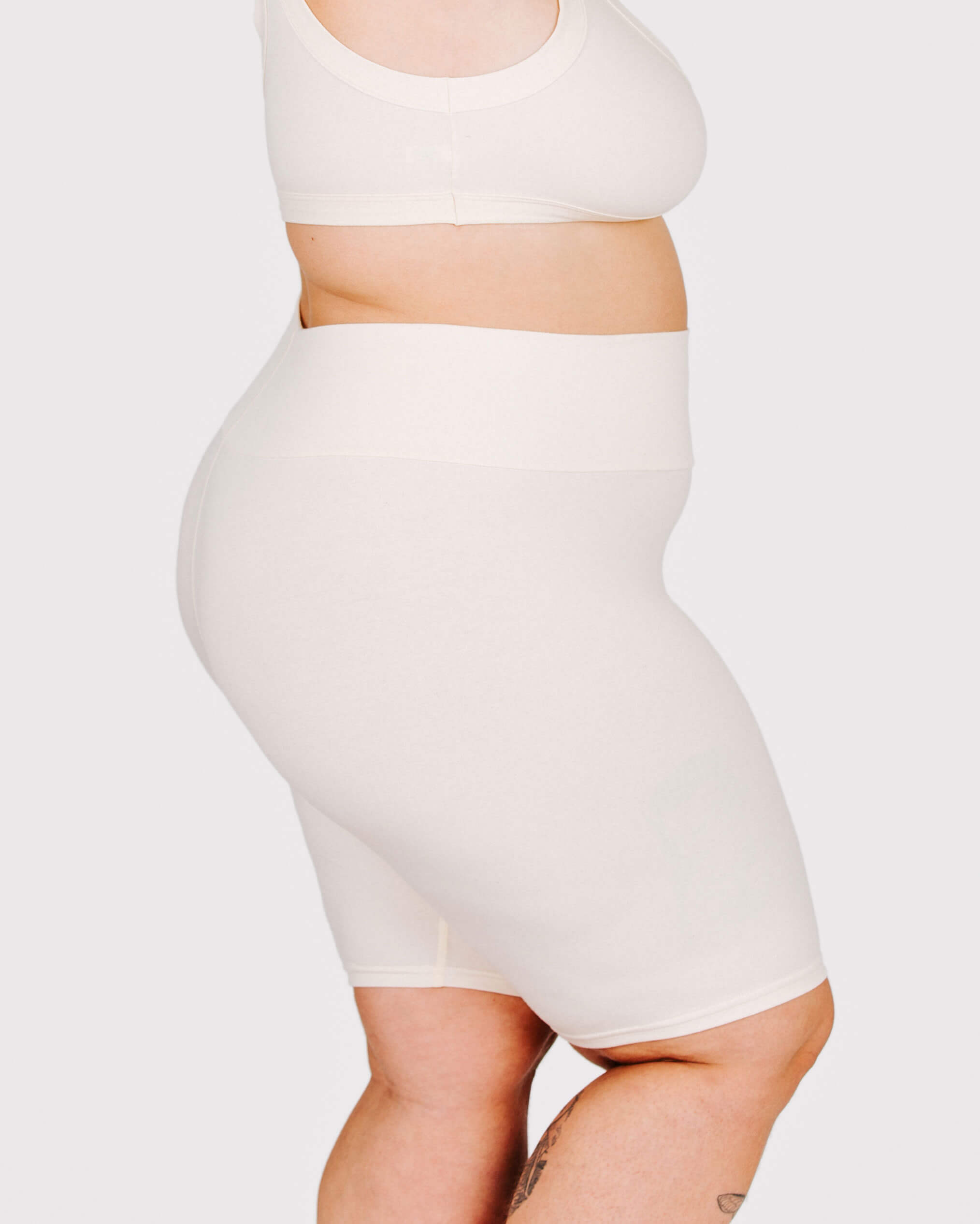 Bike-Shorts-Bre-Side_1587fe33-4b01-4baa-9a8a-4dbdfe5ca8e4.jpg