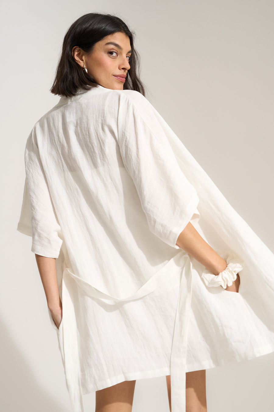 Be Idle The Linen Short Robe - White - plus size shorts, product view