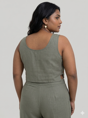 Reistor Boxy Crop Top in Dark Green - plus size crop top, product view