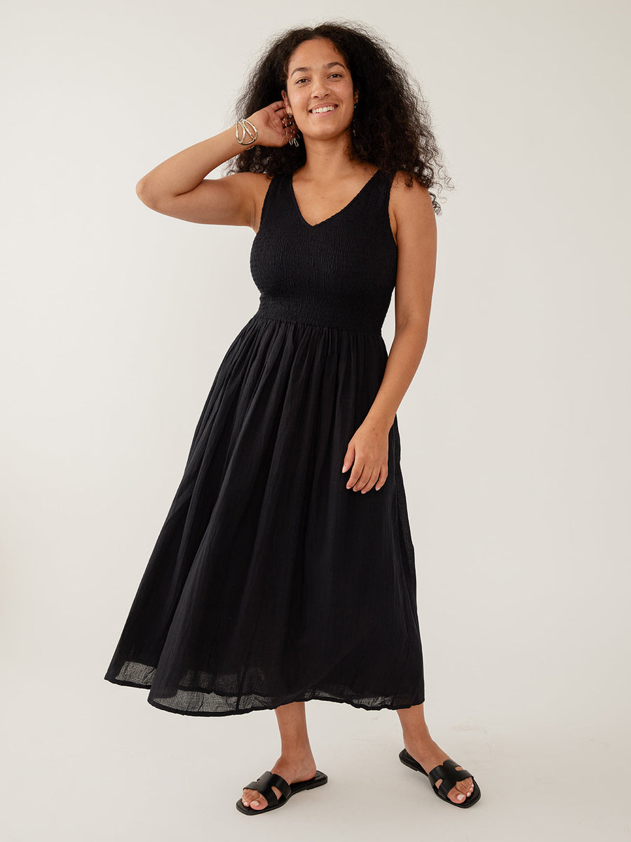 Mata Traders Lily V-Neck Sleeveless Dress in Black Textured Check - Size Inclusive, women's clothing