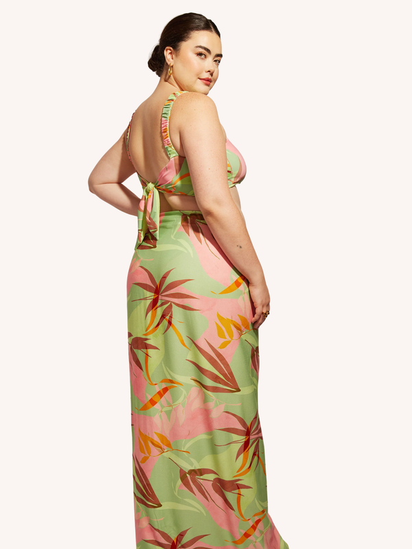 Nomads Swimwear Shore Pareo in Birds of Paradise - size inclusive swimwear on size inclusive model, product view