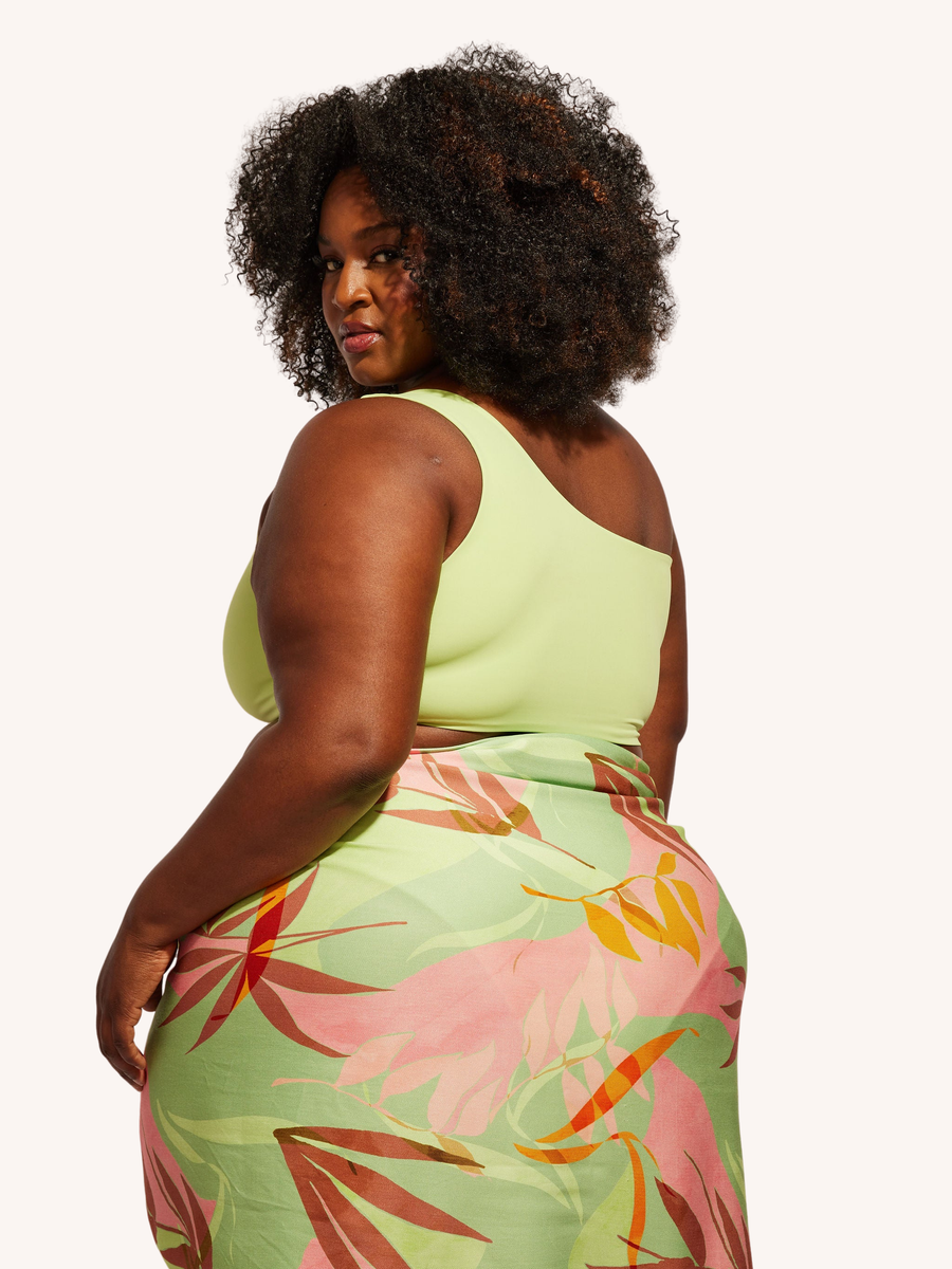 Nomads Swimwear Sand Pareo in Birds of Paradise - size inclusive swimwear on size inclusive model, product view