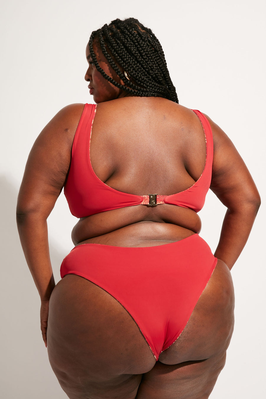 Nomads Swimwear Playa Top II in Iguana - size inclusive swimwear on size inclusive model, product view