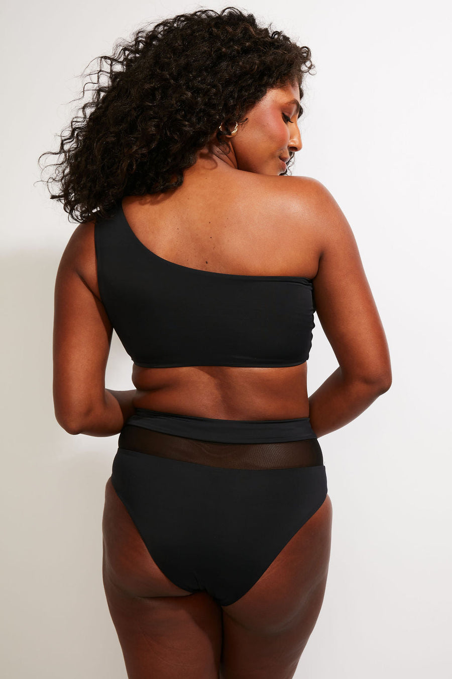 Nomads Swimwear Bay Top II in Black - size inclusive swimwear on size inclusive model, product view