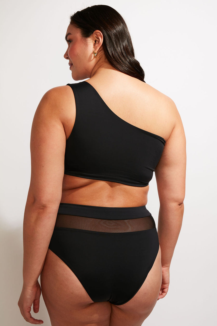 Nomads Swimwear Bay Top II in Black - size inclusive swimwear on size inclusive model, product view