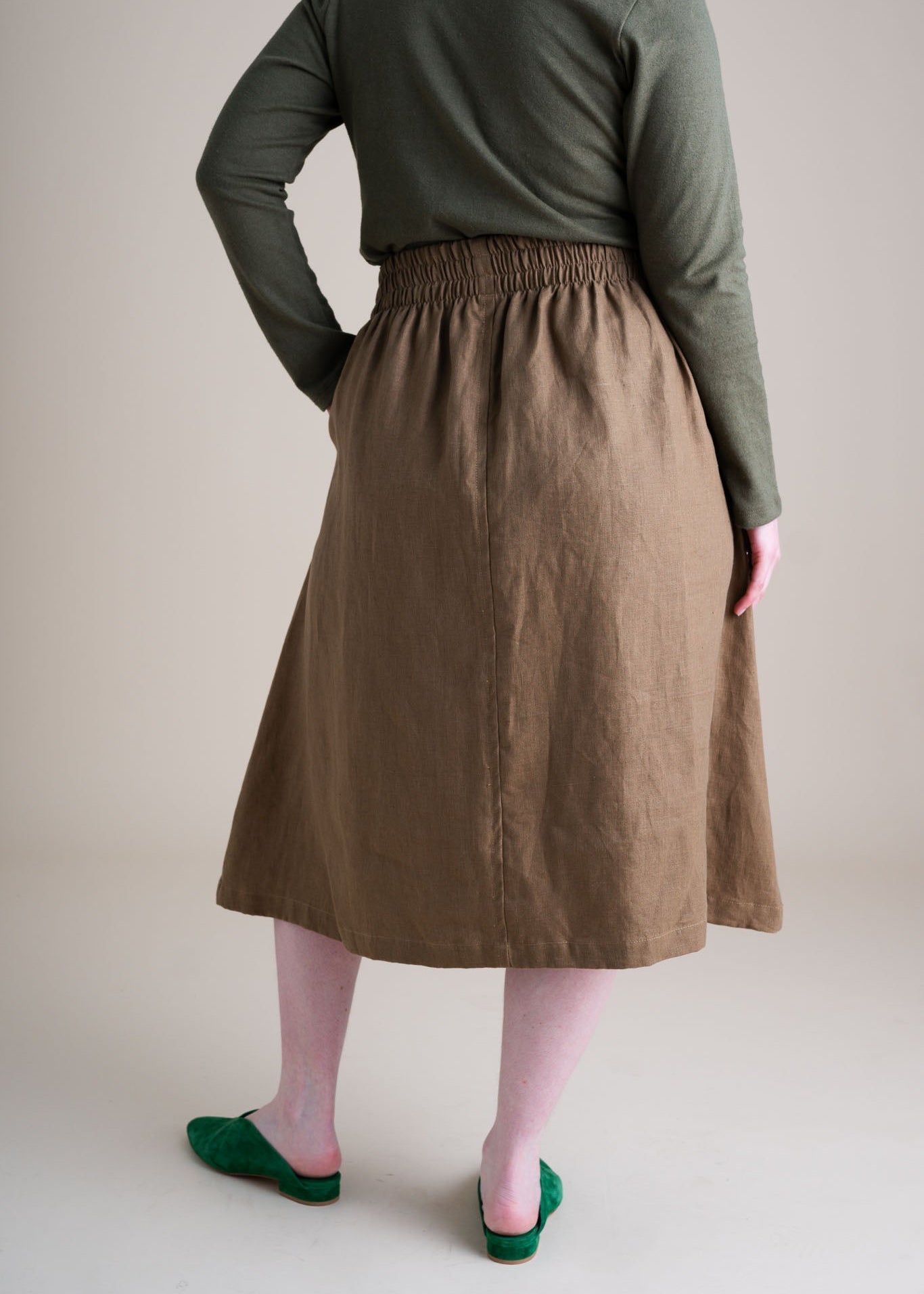 Olivia-Evening-Skirt-Tea-Linen-1_124a2c39-8af6-41ed-b329-0a1cfca1e464.jpg