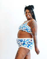 Thunderpants USA Original Moody Blooms - inclusive underwear, lifestyle shot