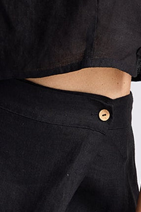 Reistor Overlap Midi Skirt in Black - plus size skirt, product view