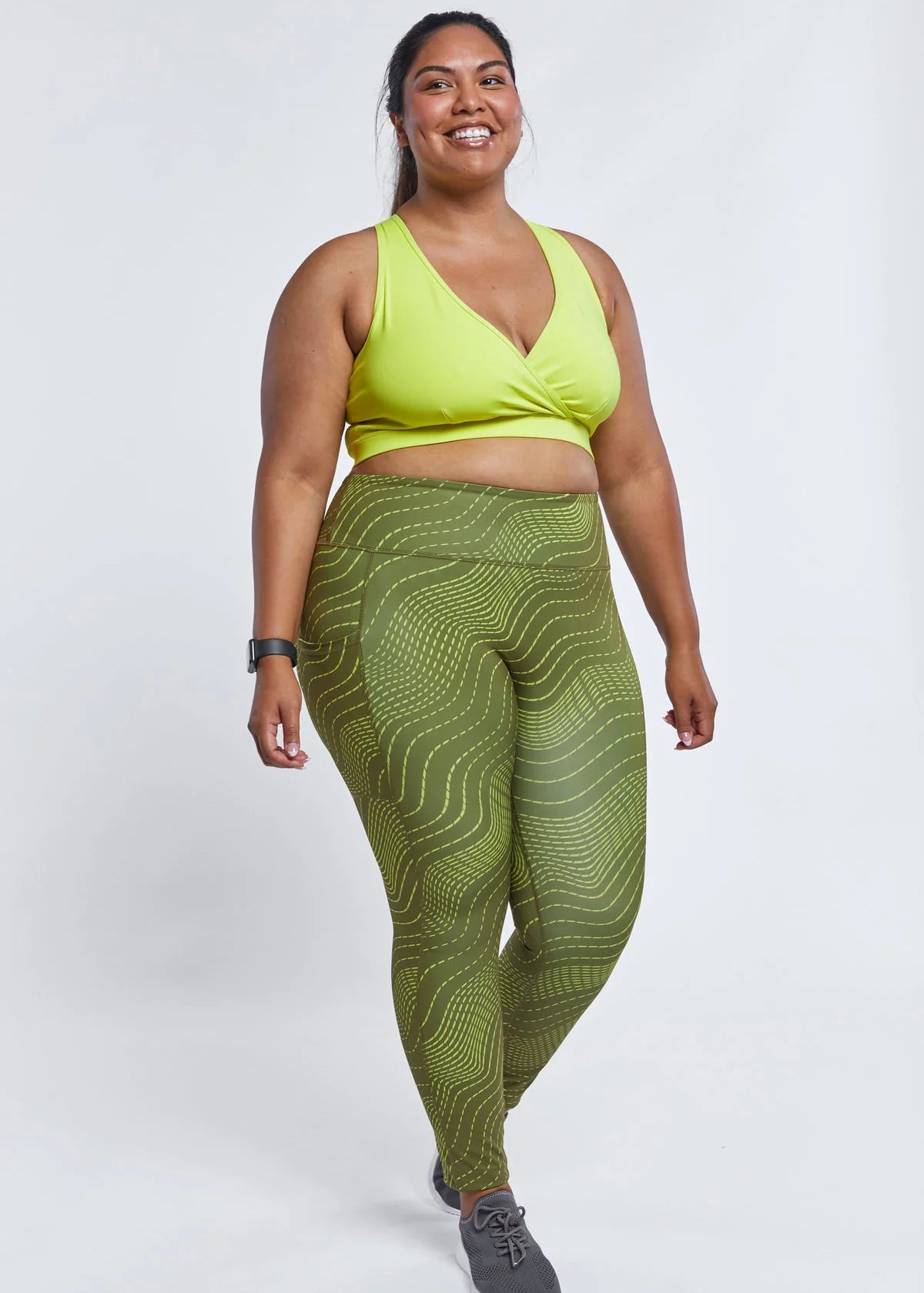 Streamline_Legging_Embrace_the_Curve_OF_3_1800x1800_1.webp