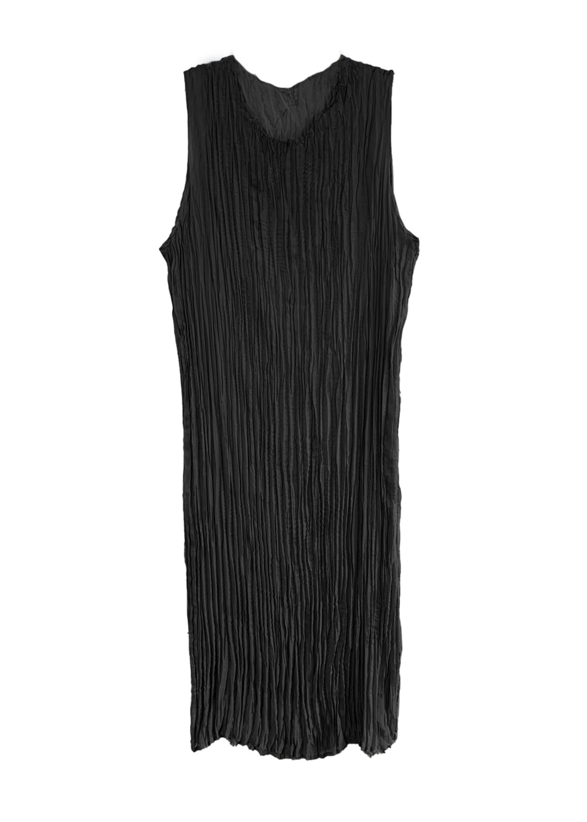 pleatedblackdress_31648b98-4413-4f38-abc6-5bc527ec5c3f.png