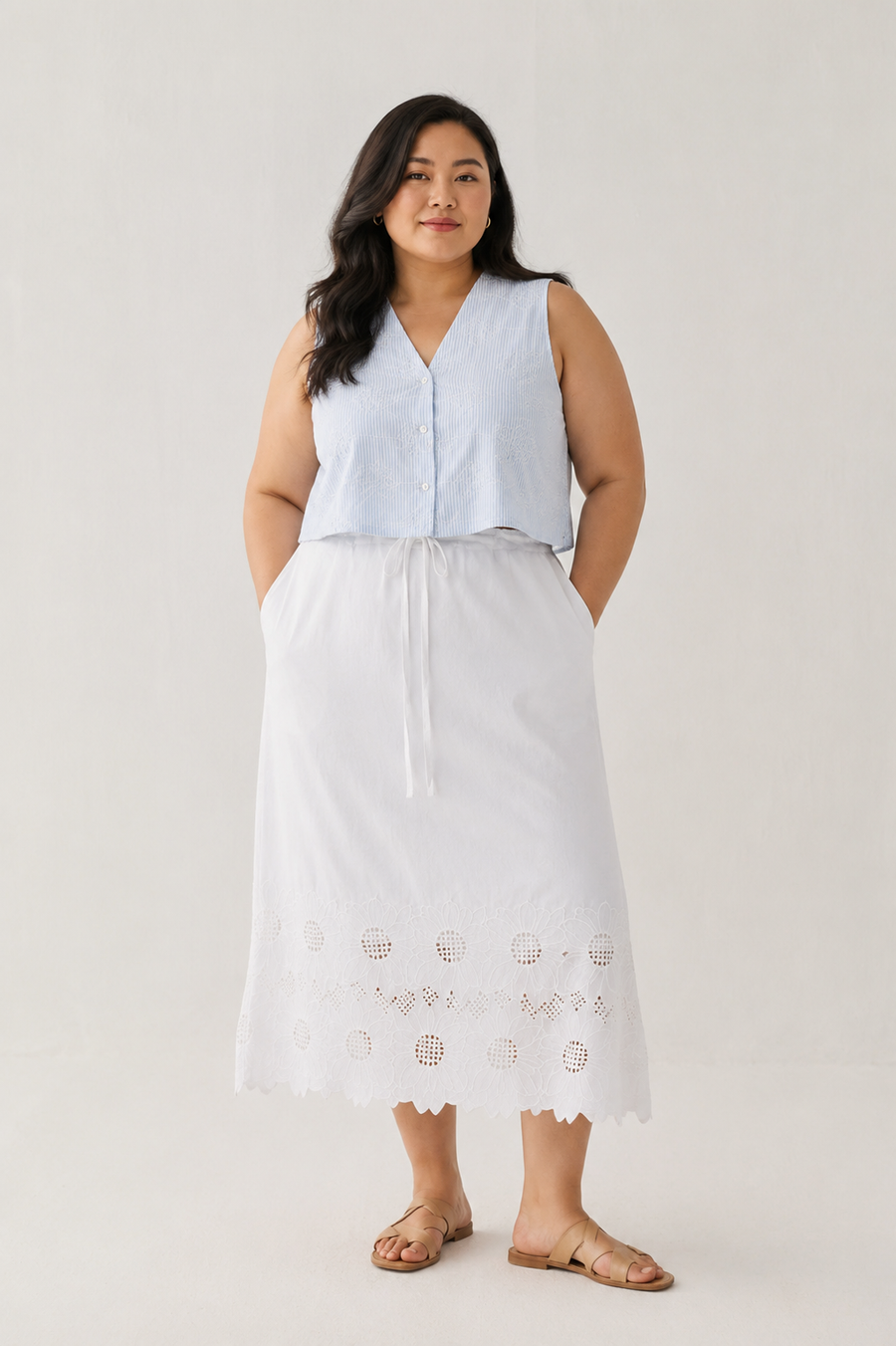 Embroidered Midi Skirt in White
